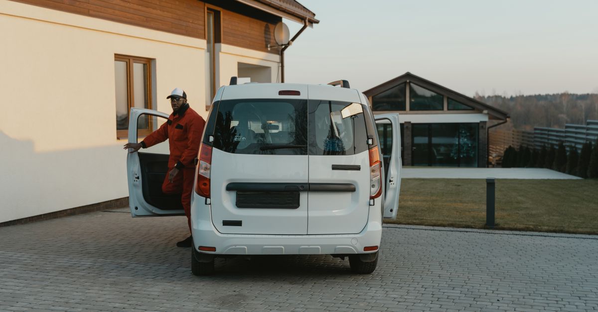 locksmith service technician — Rapid Keys Locksmith