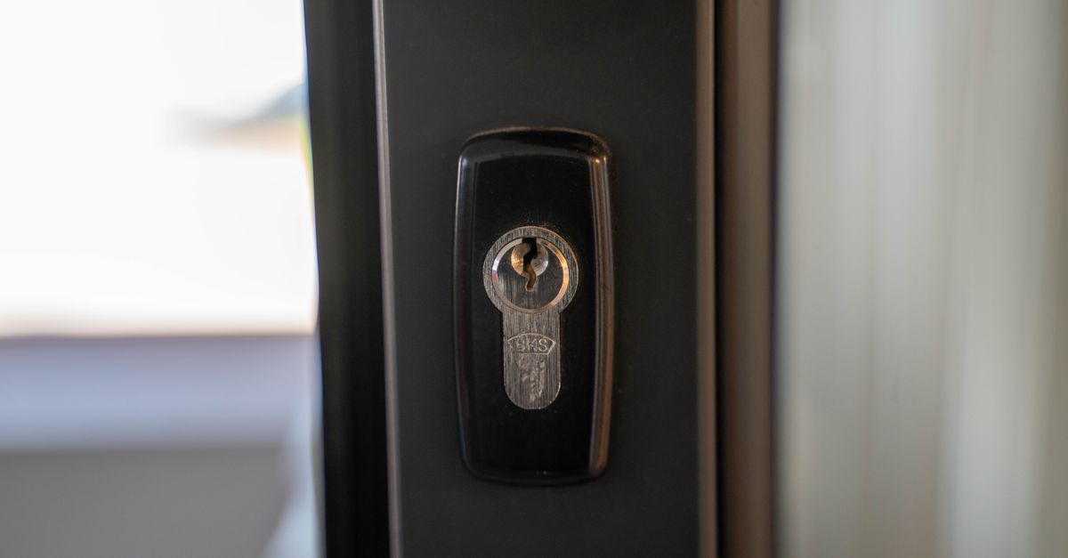 Keyed-Alike vs. Master-Keyed: Choosing the Right Access Design — Rapid Keys Locksmith